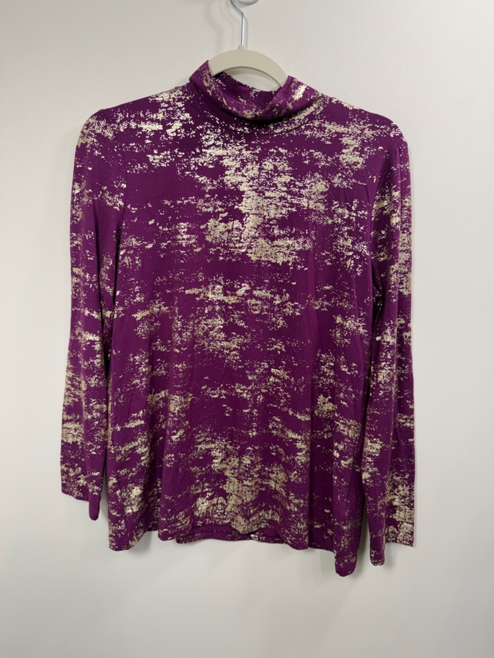 Chico’s Touch of Cool text Foil mock Tee top size medium.NWT.Purple gold